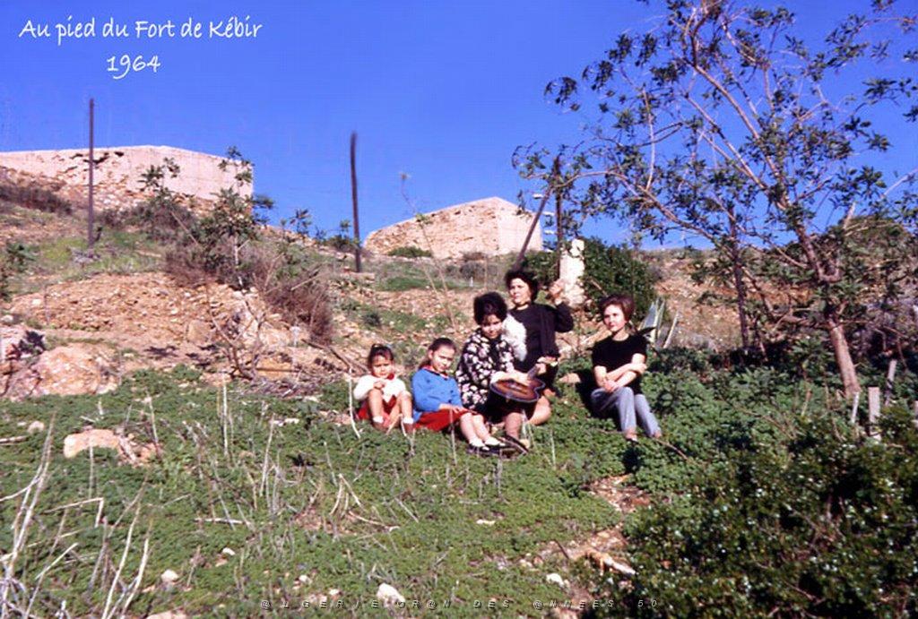 MERS EL KEBIR F AU PIED DU FORT 1964.jpg
